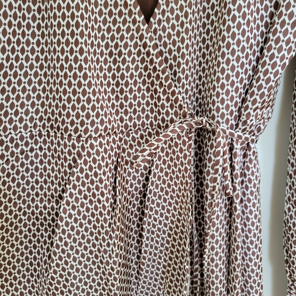 Abercrombie M Tall Mini Wrap Dress Brown Geometric Pattern Puff Long Sleeve - Picture 7 of 10